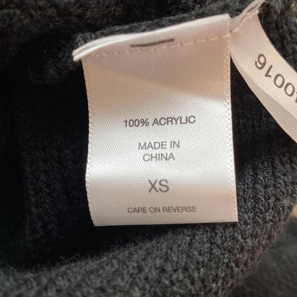 New York and Company Sweater Womens Black Sequins Dolman Sleeve Festive Sz XS - Picture 8 of 9